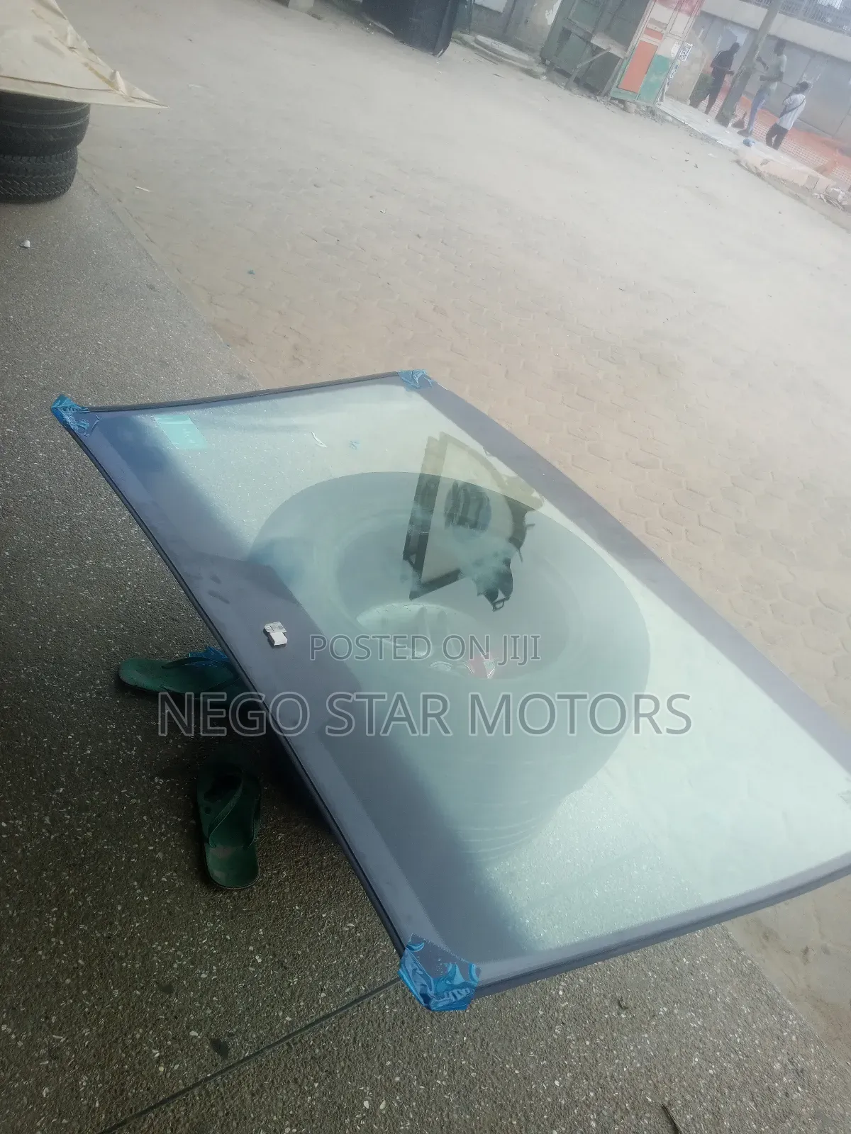 Toyota Avensis 2009 Front Windscreen