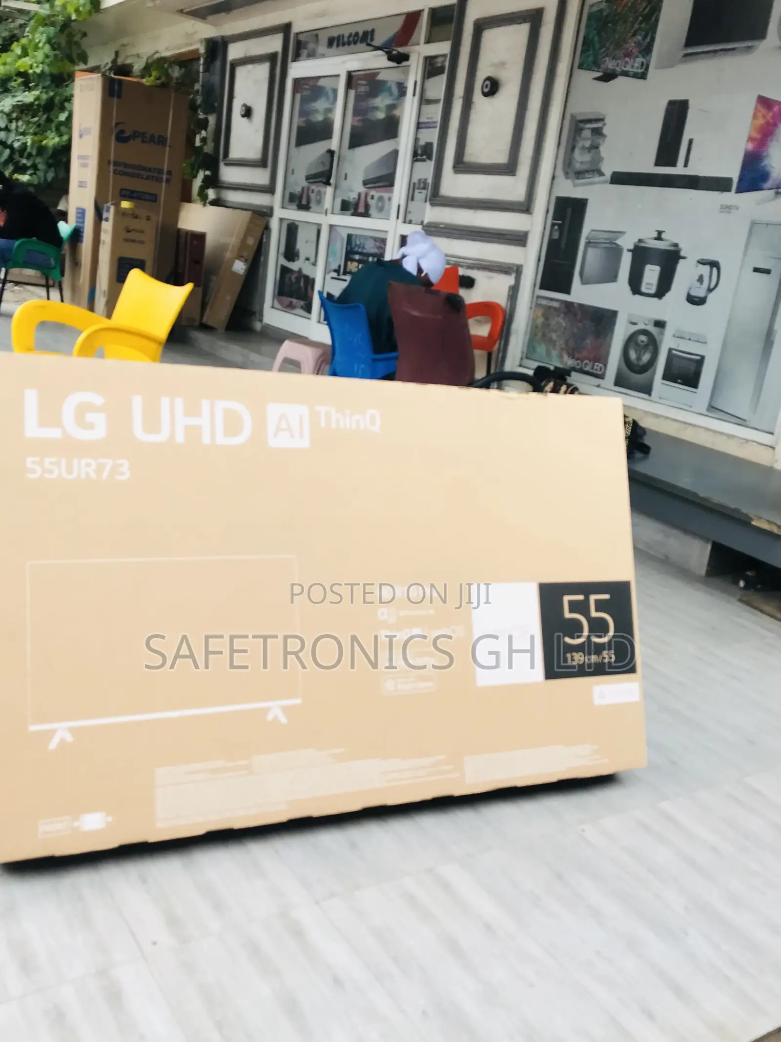 Elegant LG Sleek 55 Inch Smart UR73006LA LED Tv 