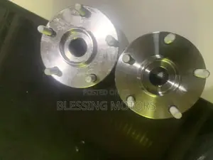 Toyota RAV4 Front Hub