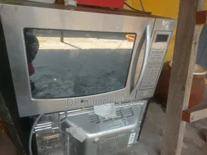 Microwave Oven