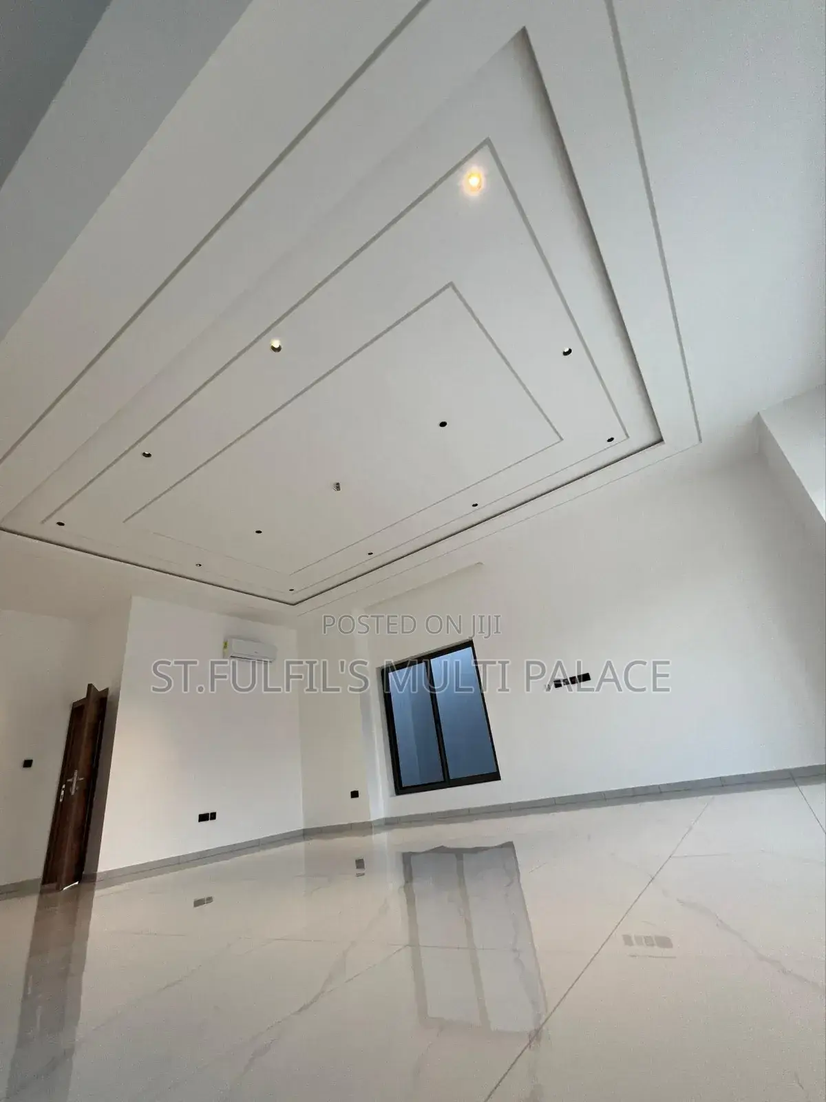5bdrm House in Adenta Barrier for sale