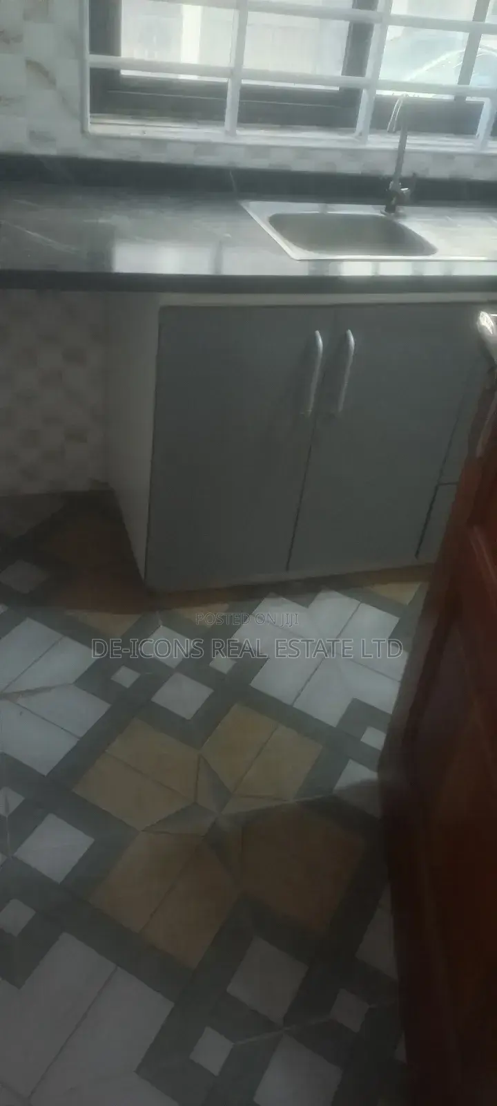 1bdrm Duplex in De-Icons Real Estate, Ga South Municipal for rent