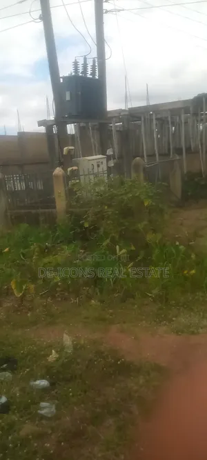 7 Shops Uncompleted 2bedrooms Self Contained on 2 Plots