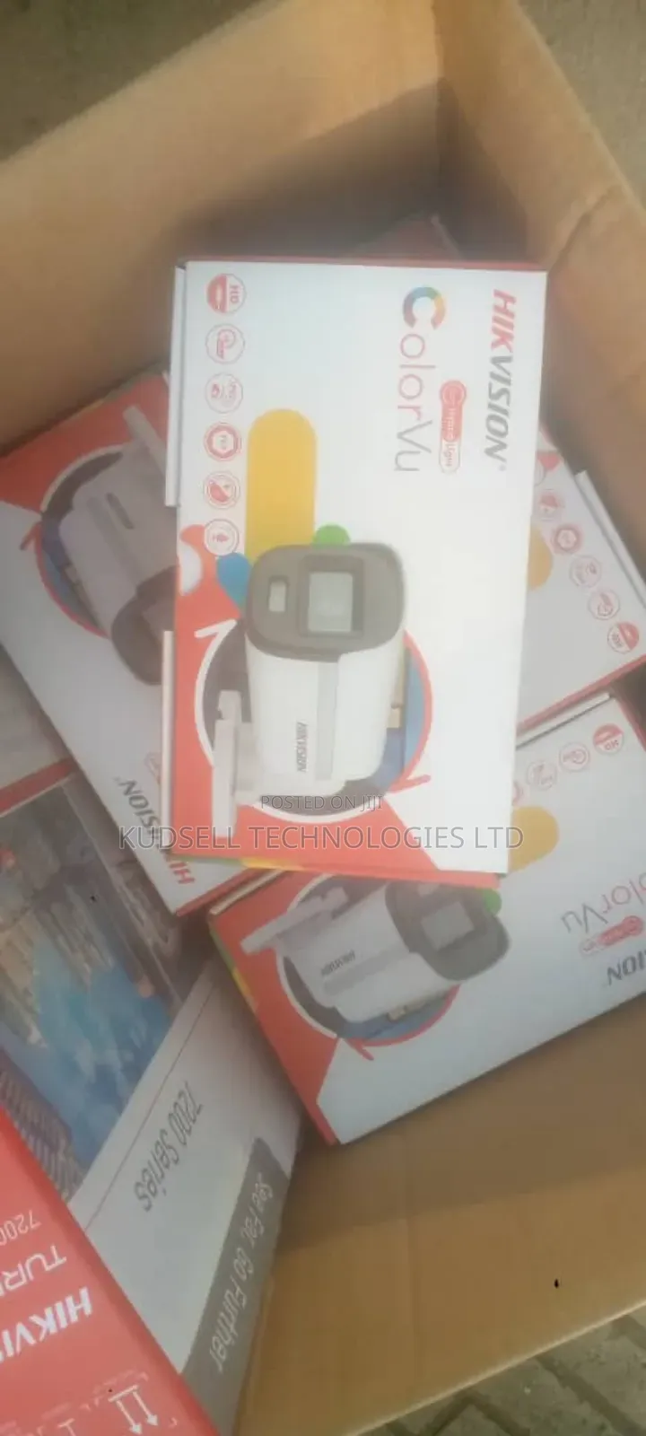 Hikvision 2mp Analogue Hybrid Colorvu (Night Color)