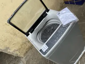 Highlighting TCL 9kg Topload Washingmachine Fully Auto