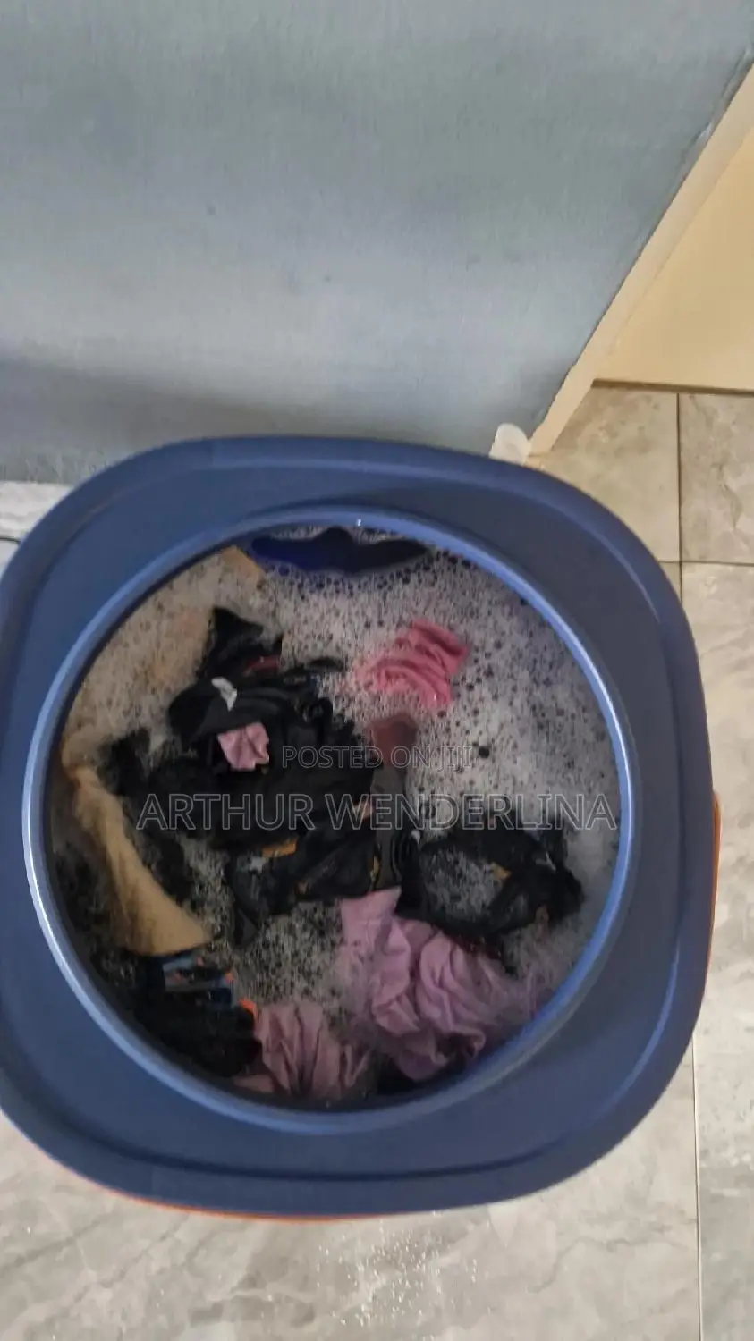 Foldable Mini Washing Machine