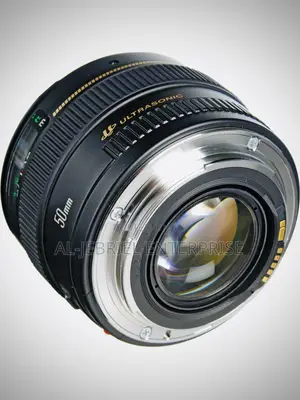 EF 50mm F/1.4 USM Lens