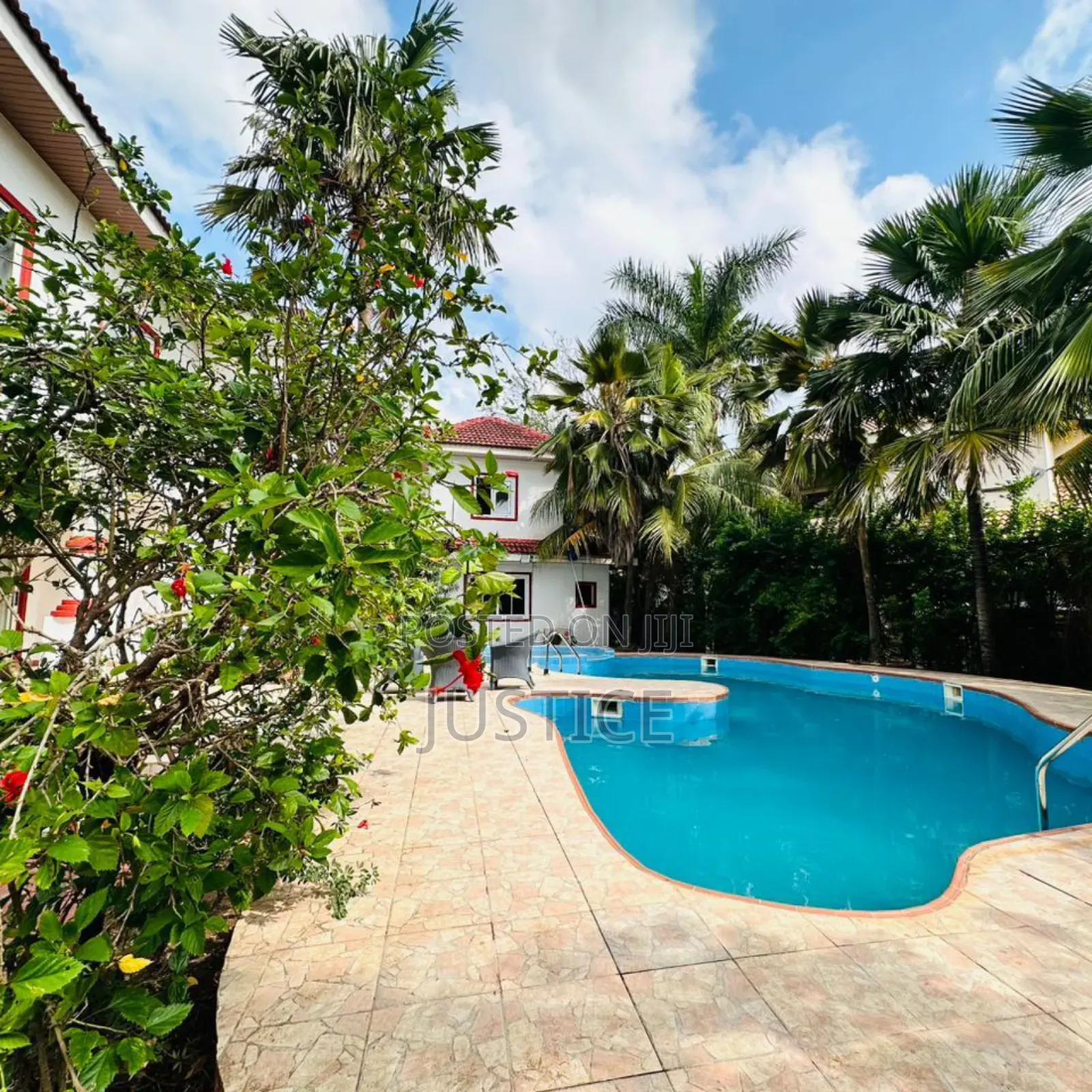 6bdrm Mansion in Trasacco Estate, East Legon for sale