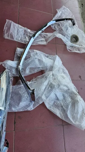Mazda 3 2017 Grill Cromer Pair