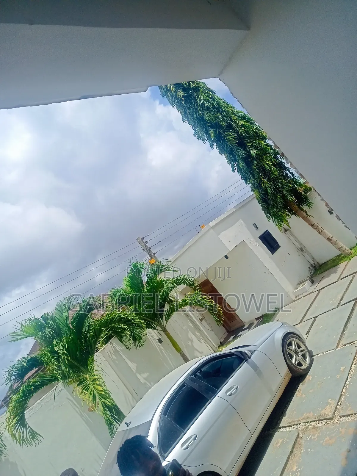 6bdrm Mansion in Accra Metropolitan for sale