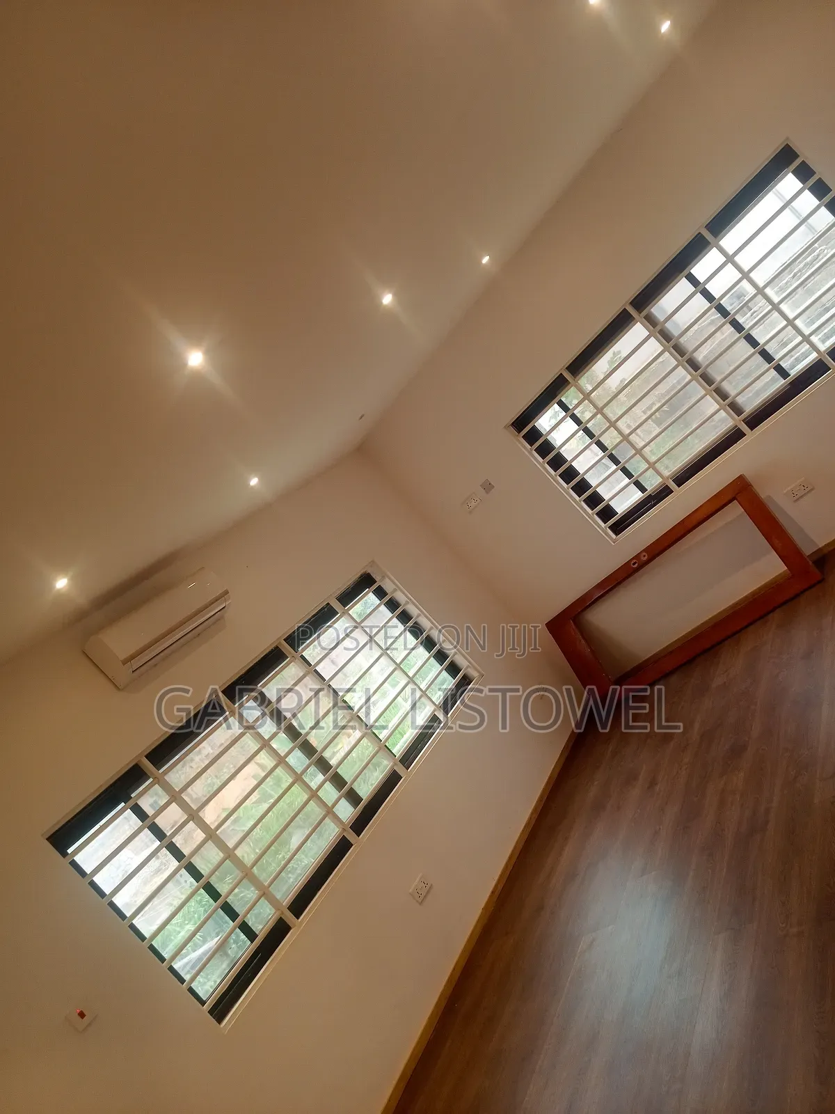 6bdrm Mansion in Accra Metropolitan for sale