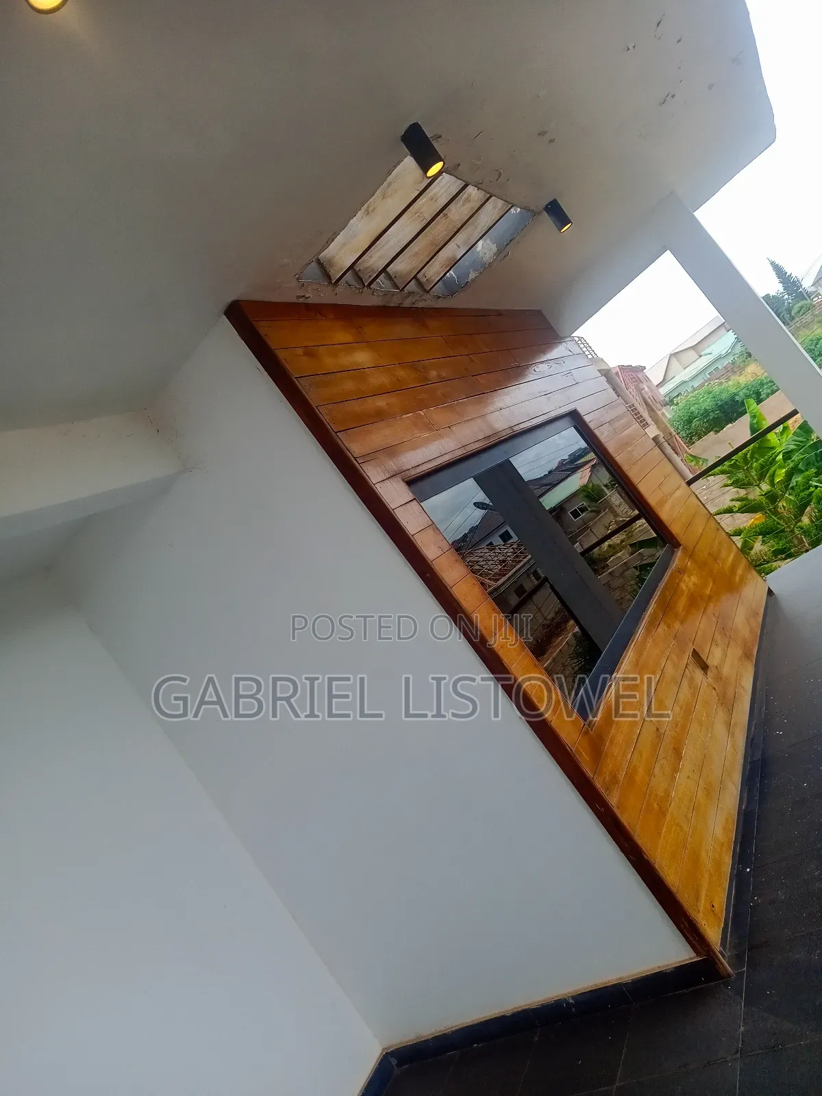 6bdrm Mansion in Accra Metropolitan for sale