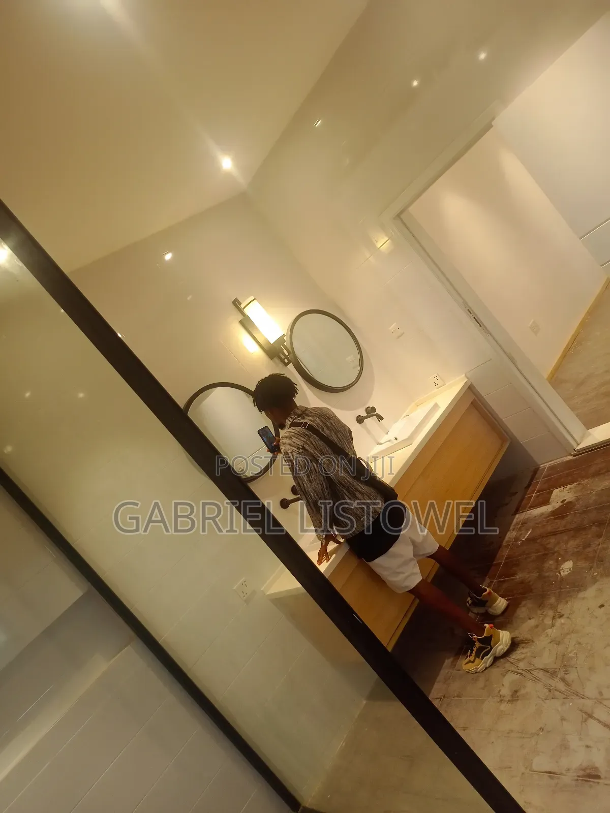 6bdrm Mansion in Accra Metropolitan for sale