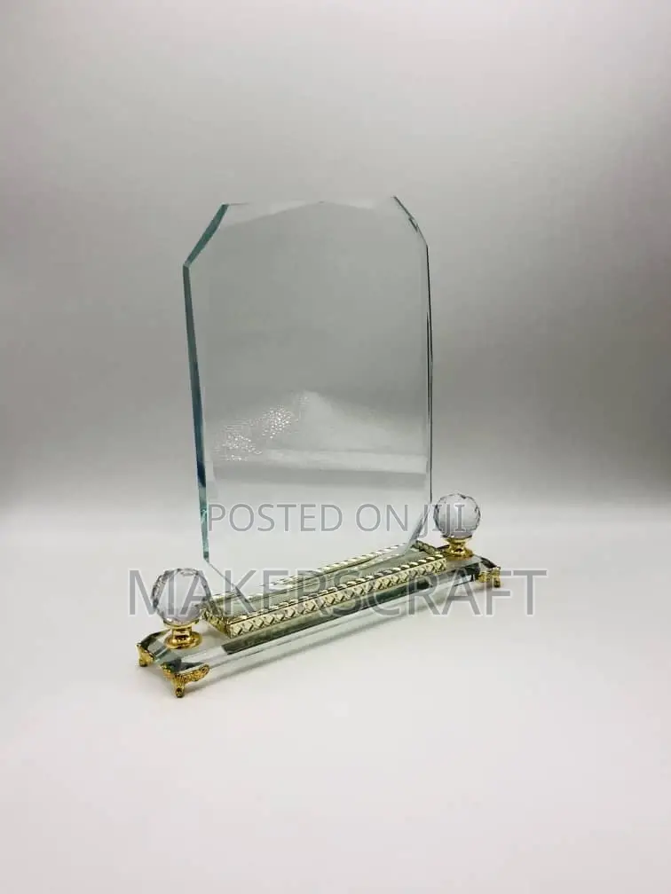 Crystal Award Plaques, Wooden Base Plaques