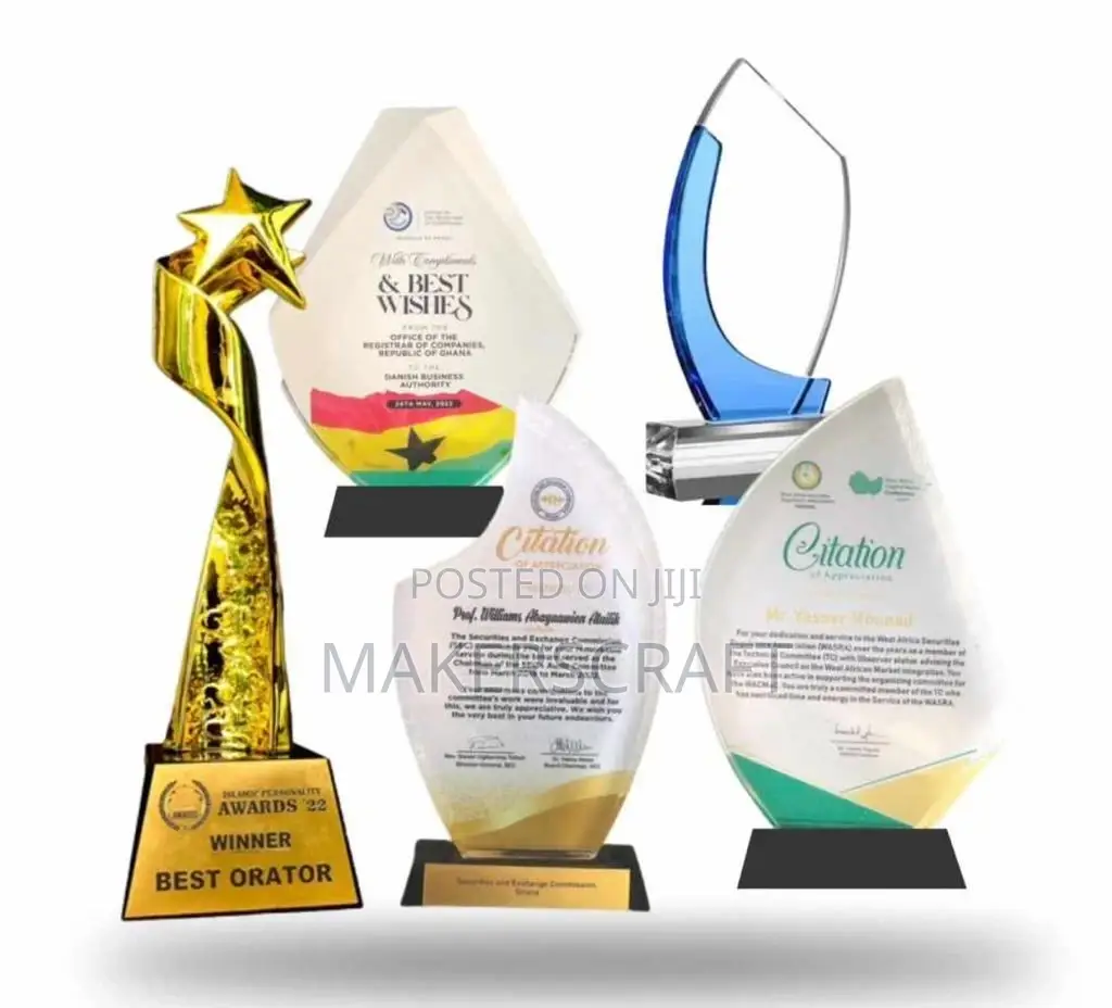 Crystal Award Plaques, Wooden Base Plaques