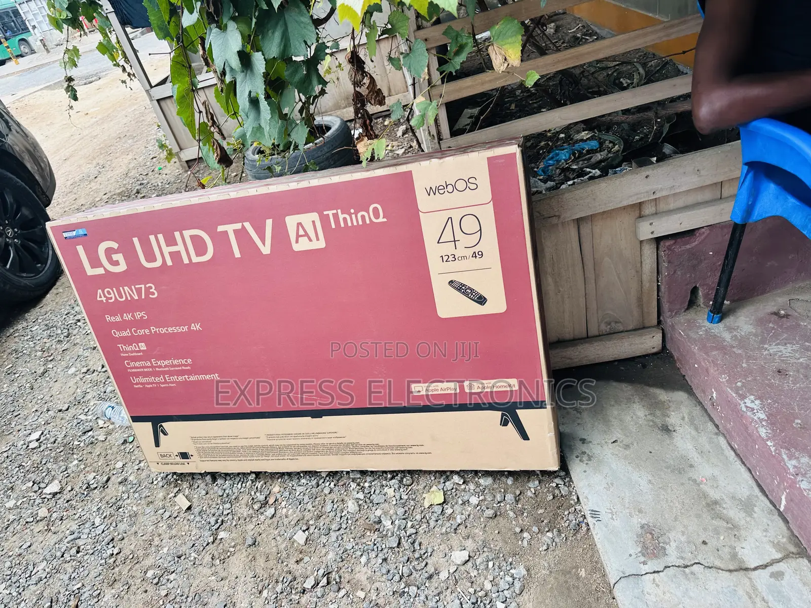 Dynamic True Cinema UHD Smart 49”UN73