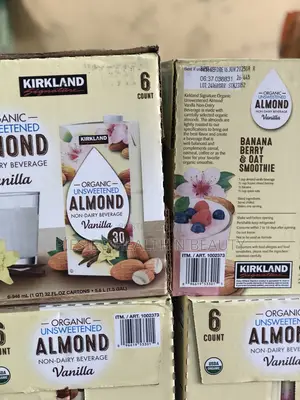 Kirkland Unsweetened Almond Milk Vanilla