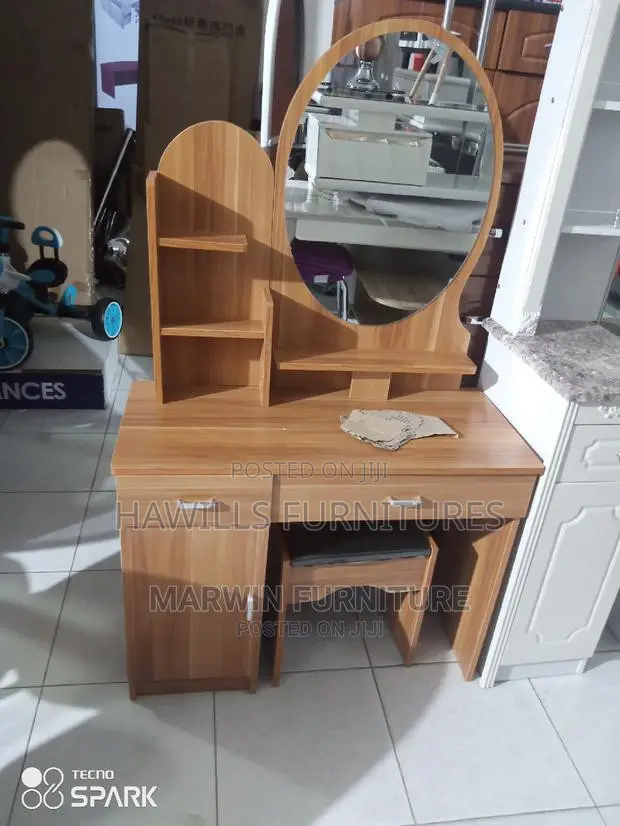 Woody Dressing Mirror