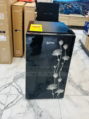Black Sleek Mirror Door Single Door Pearl Fridge Table Top