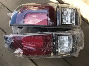 Toyota Tacoma 2019/2020 Taillight Available