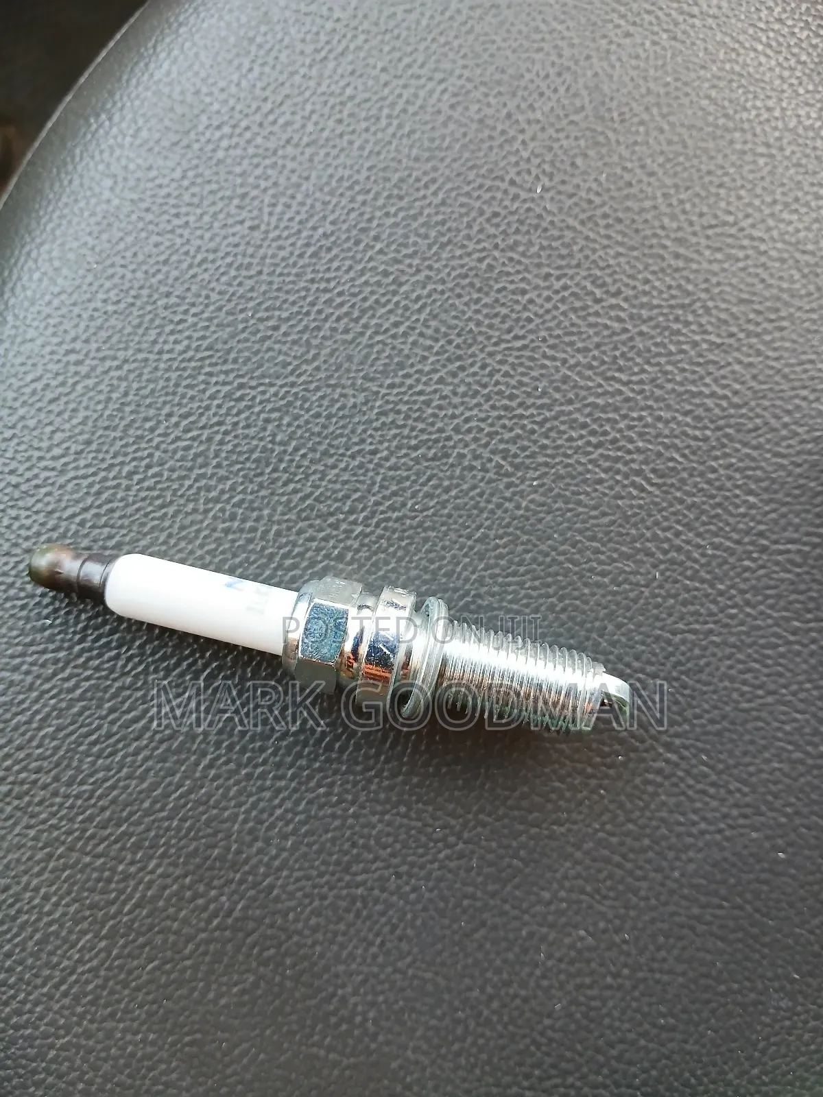Land Rover Jaguar Plugs