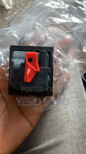 Mercedes Benz CLA Actuator Fuel Lid