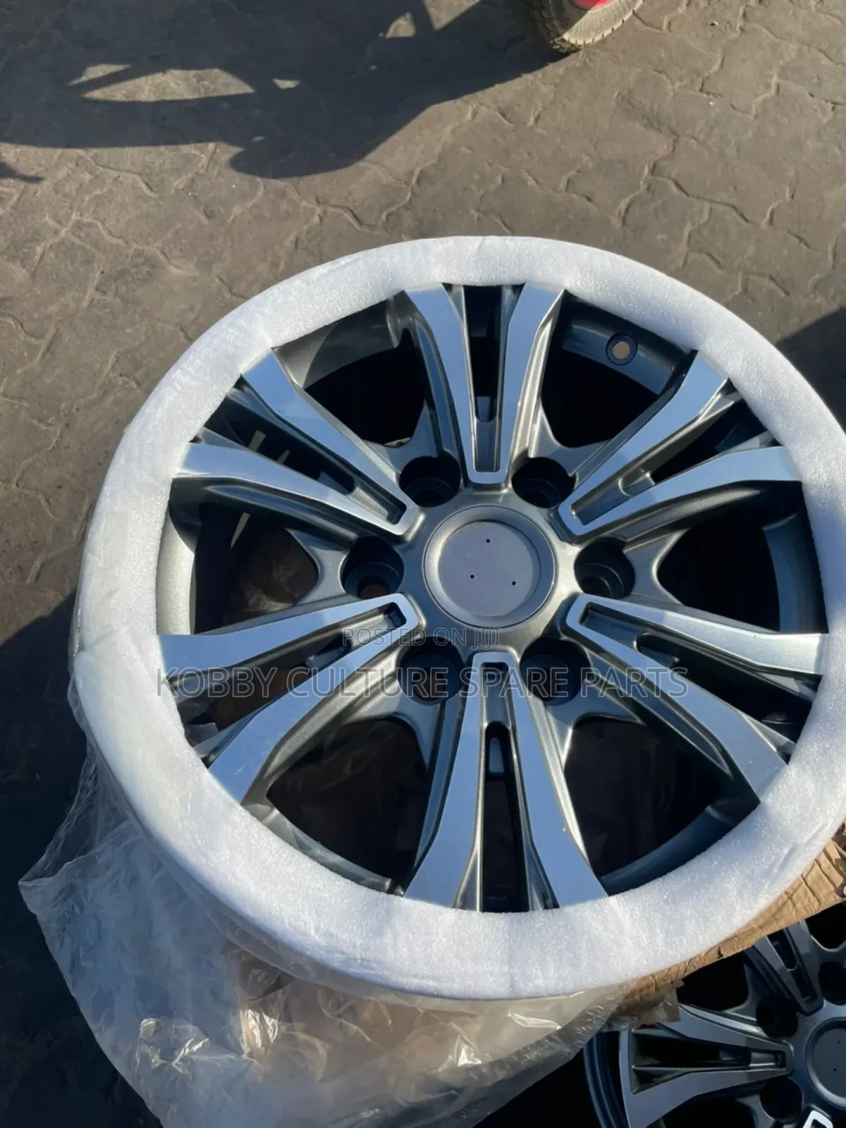 Original Mitsubishi Pickup Rims Available for All Cars