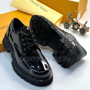 Quality Casual Shoes