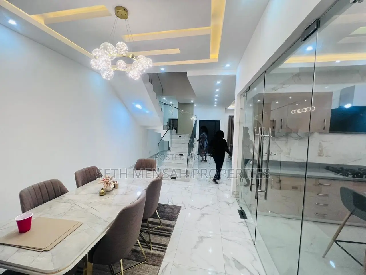 Furnished 2bdrm Duplex in Skm, Ashaley Botwe for rent