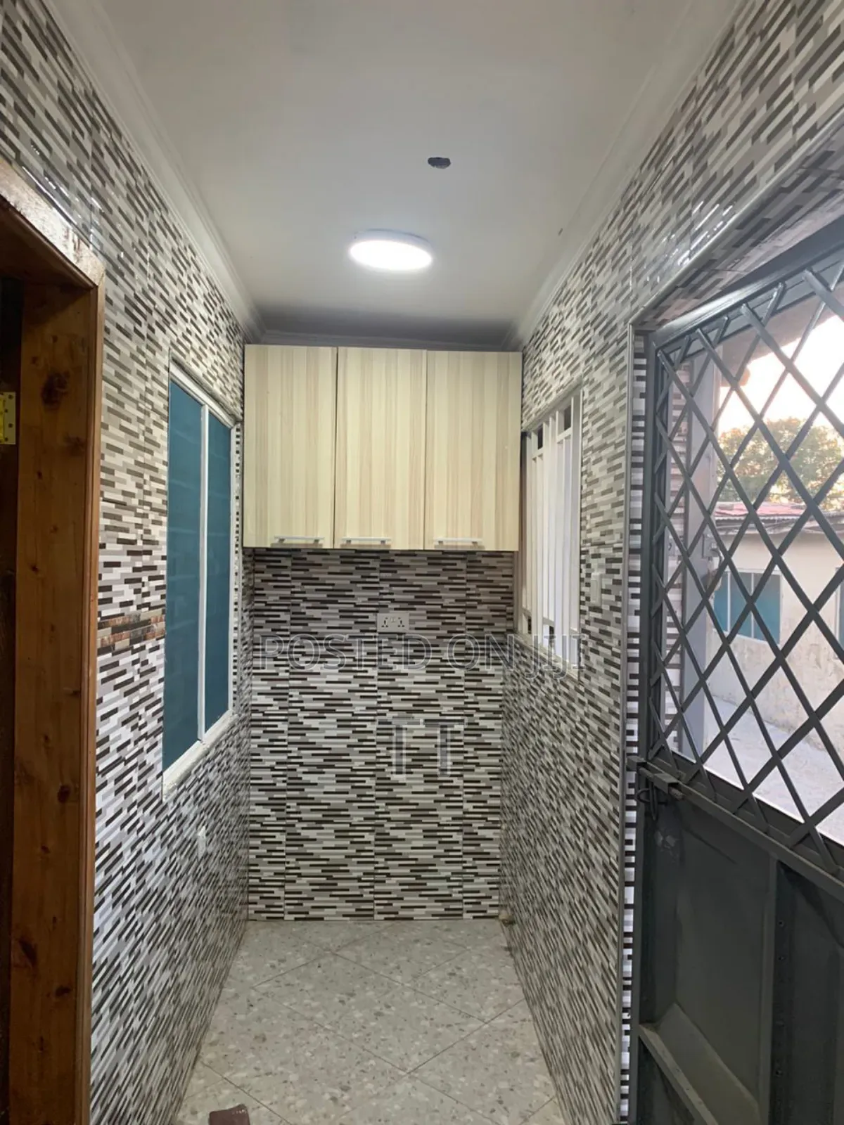 1bdrm Apartment in Teshie Npp Office for rent