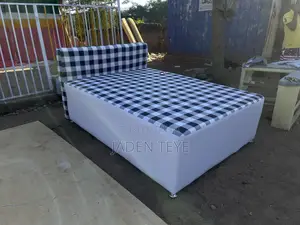 Inbuilt Doable Bed