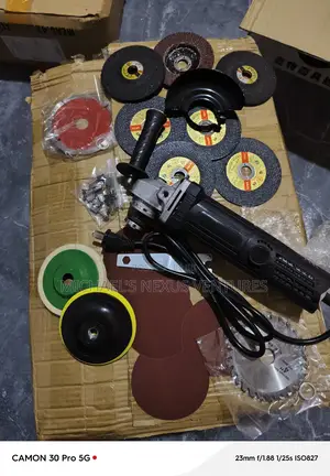 Angle Grinder With Accessories