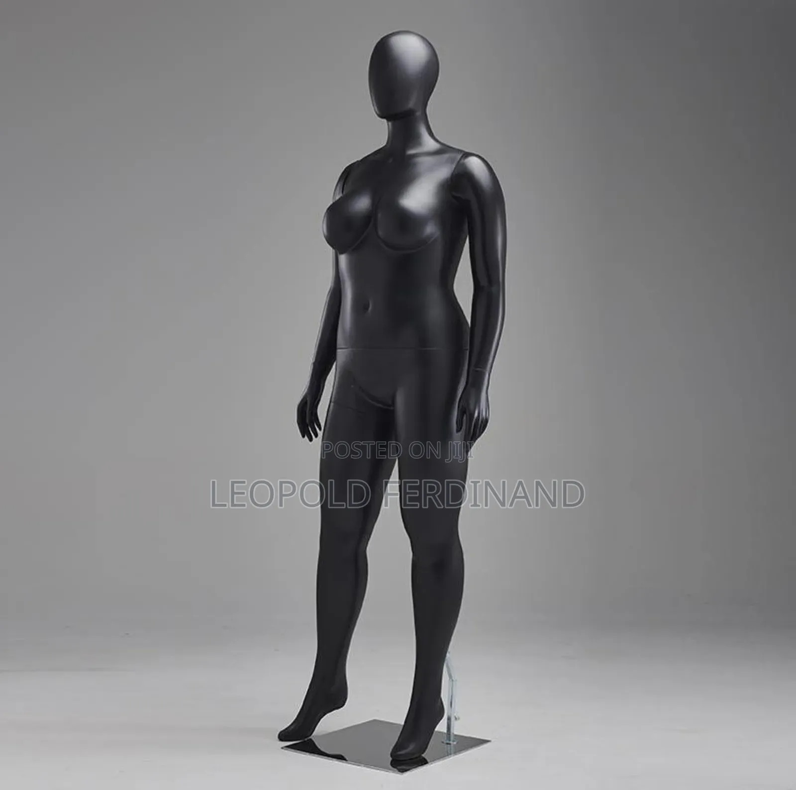 Plus Size Black Female Mannequins