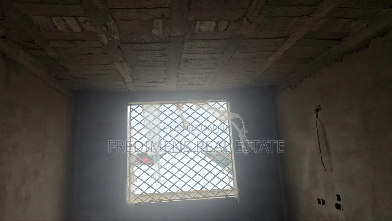5bdrm House in Fredimens Real, Kumasi Metropolitan for sale