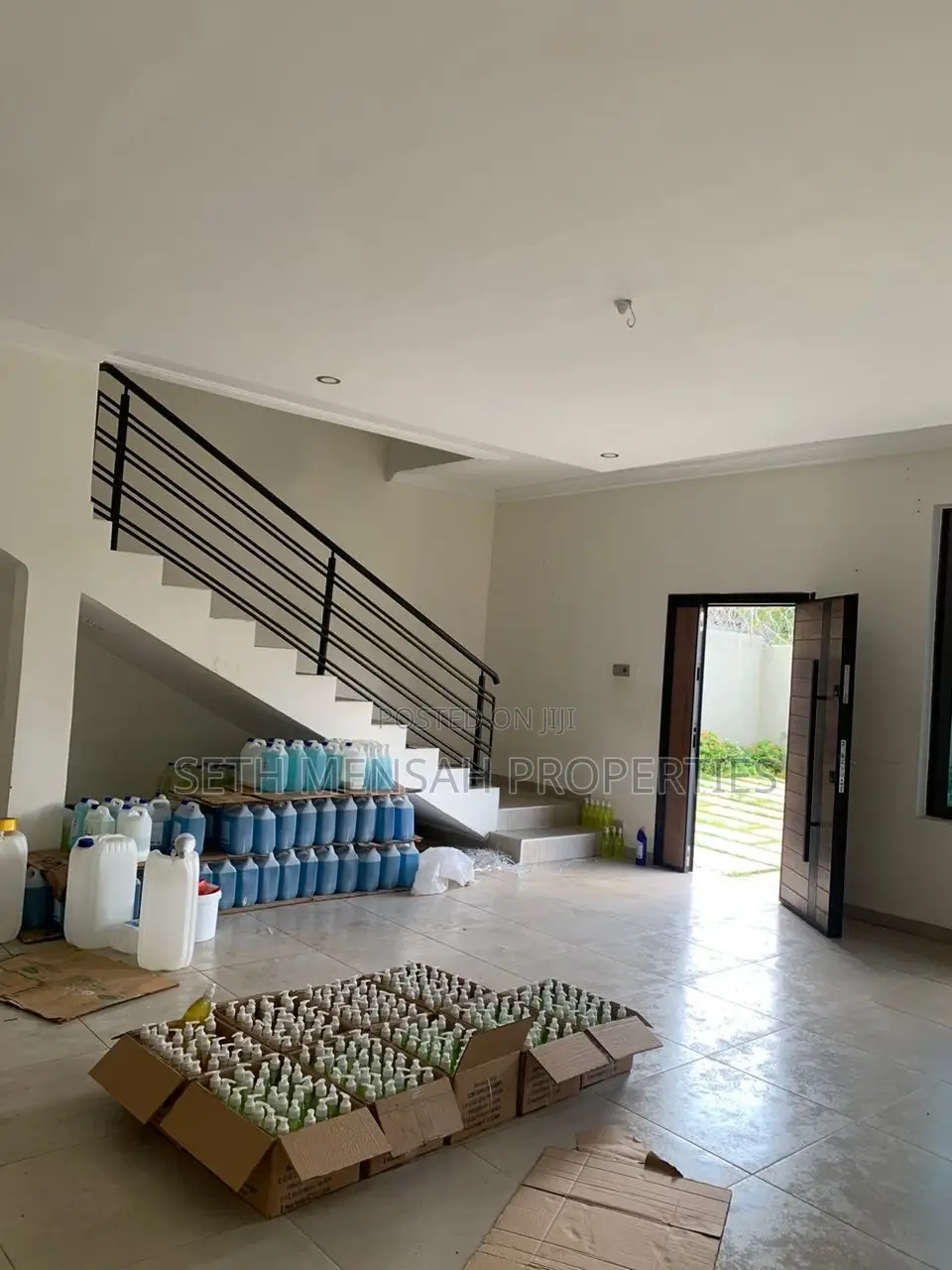 3bdrm House in Skm, West Legon for rent
