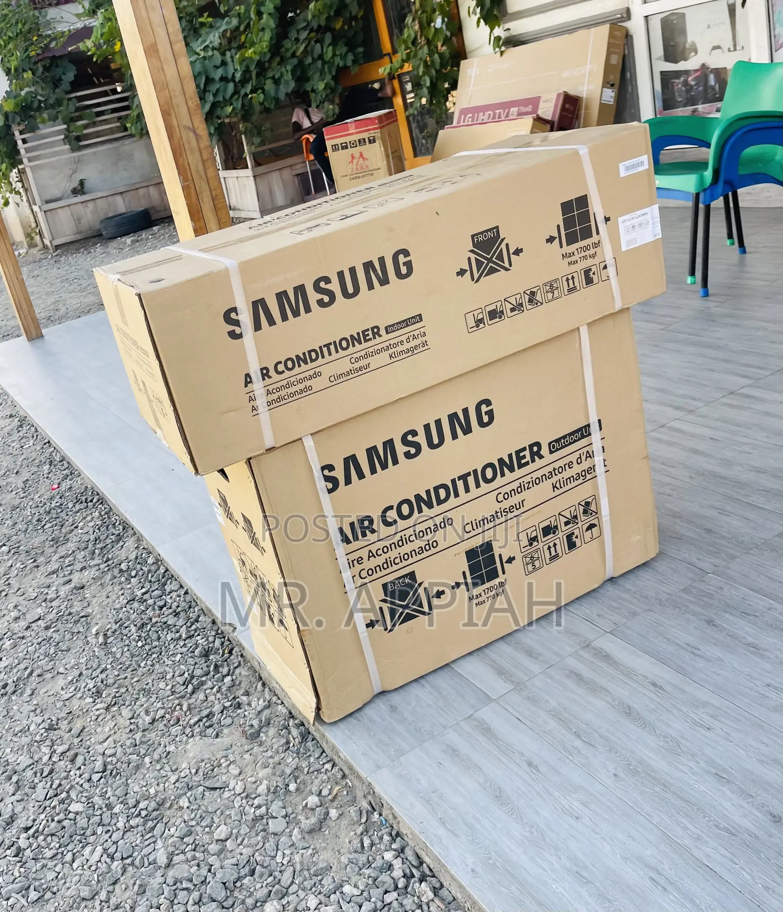 Super Powerful Samsung 2.5hp Non Inverter Air Conditioner.