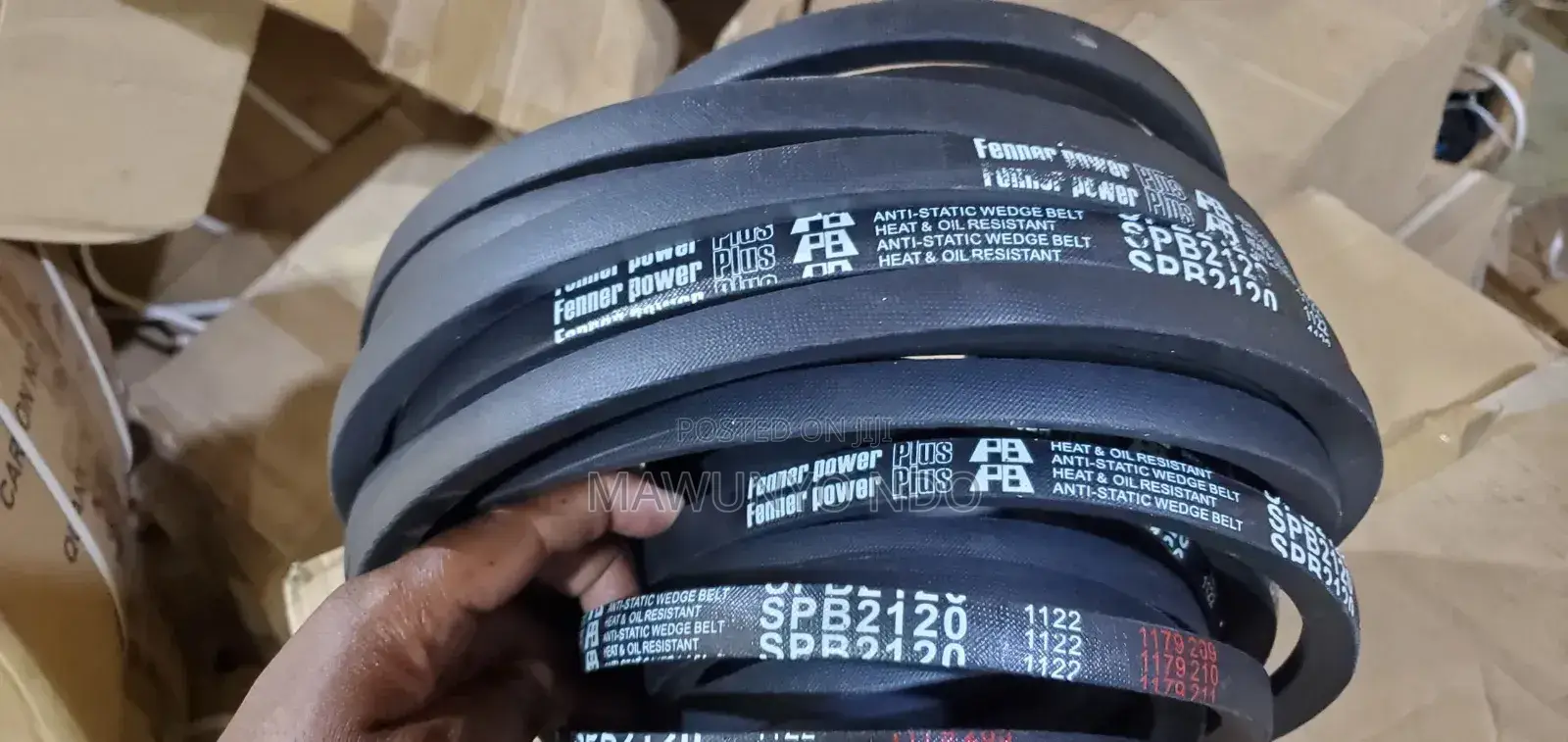 Vee Belts and Fan Belts for Machines and Industries