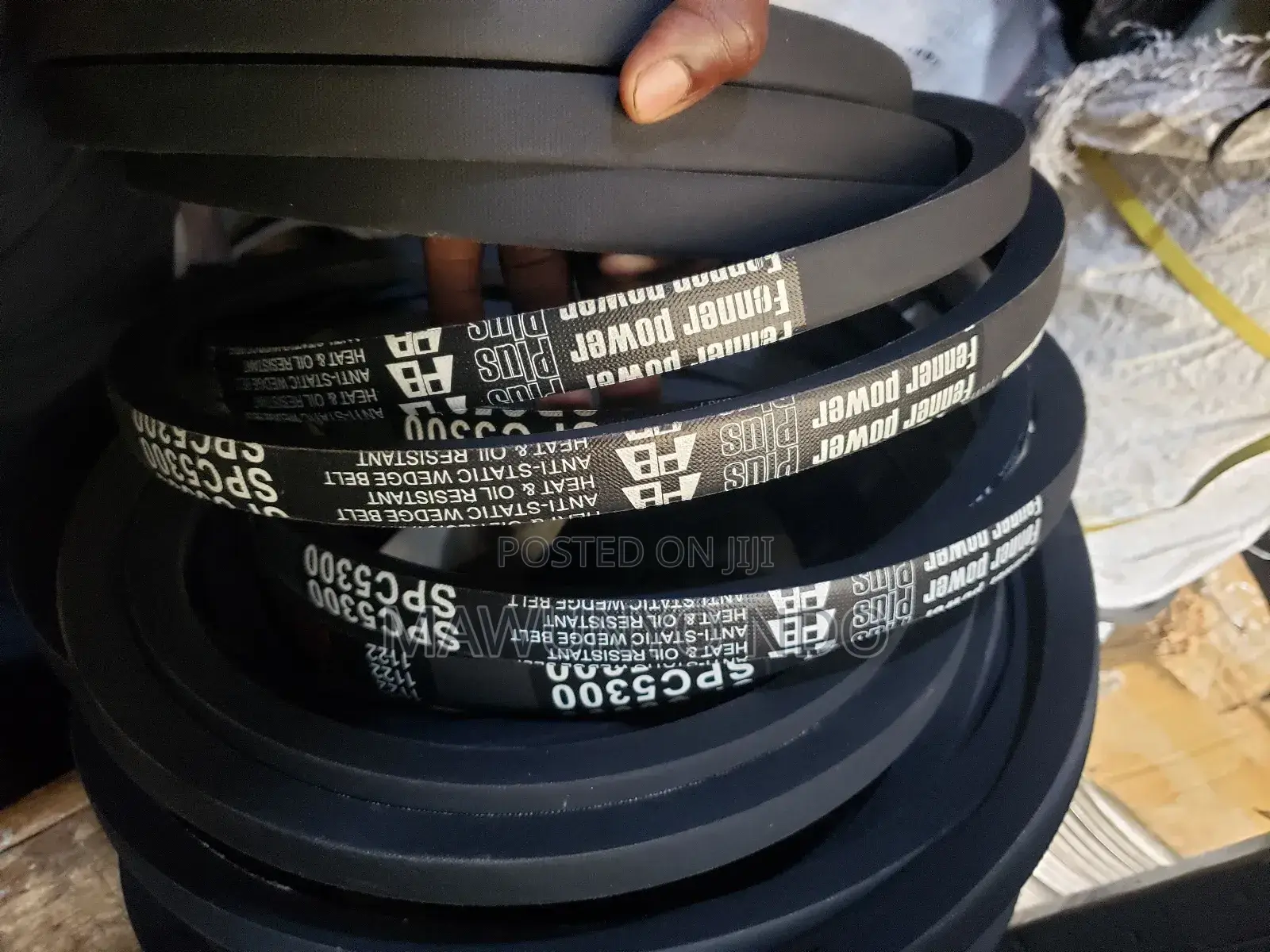 Vee Belts and Fan Belts for Machines and Industries
