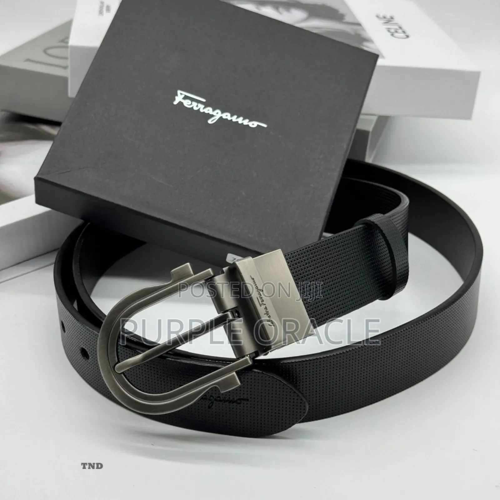 Ferragamo Men's Reversible Leather Belt.