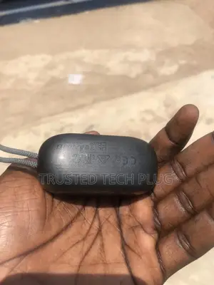 Preowned JBL Reflect Aero Earbuds From America in Stock