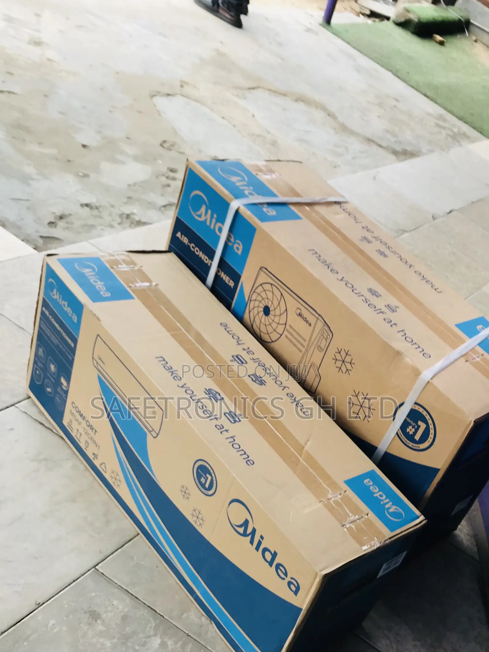 Grab White 1.5 Horsepower; Non-Inverter Midea AC 