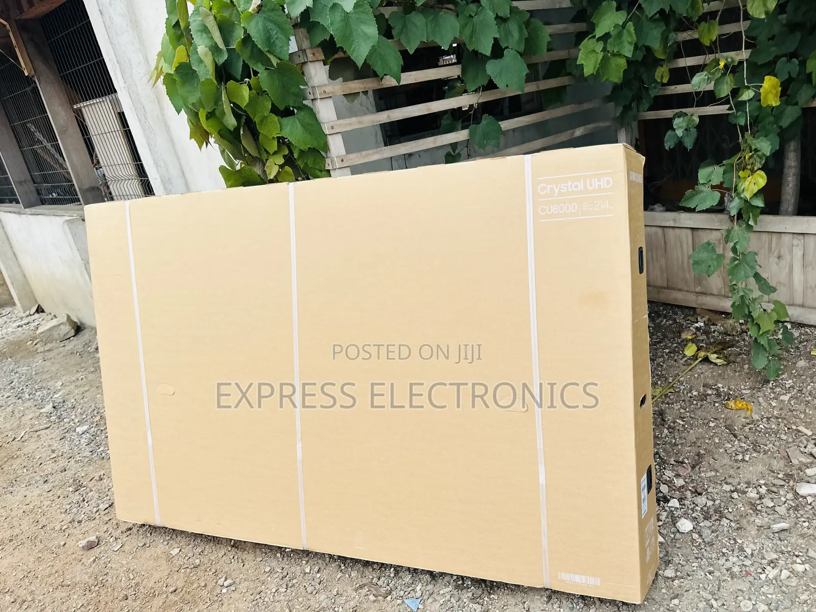 Thin Slim Qled 85”Q60c Samsung Television