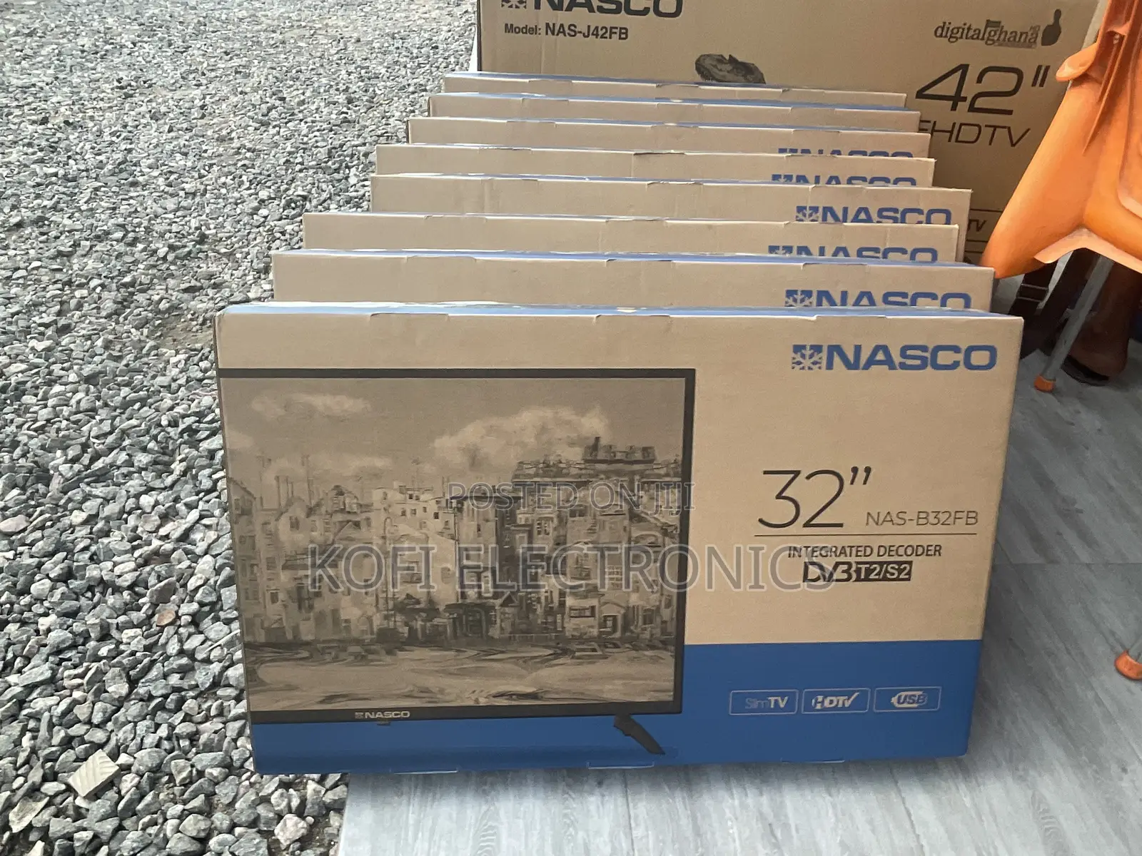 (Sound in High Definition)Nasco NAS-B32FB Satellite TV –32′′
