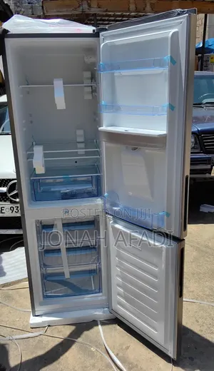 Pearl 251L Bottom Freezer Refrigerator Water Dispenser