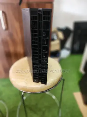 Ps4 Console With (Fc 25, Gta V, Etc )