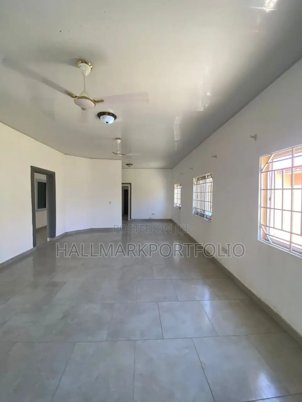 3bdrm House in Blue Rose Estate, Budumburam for sale
