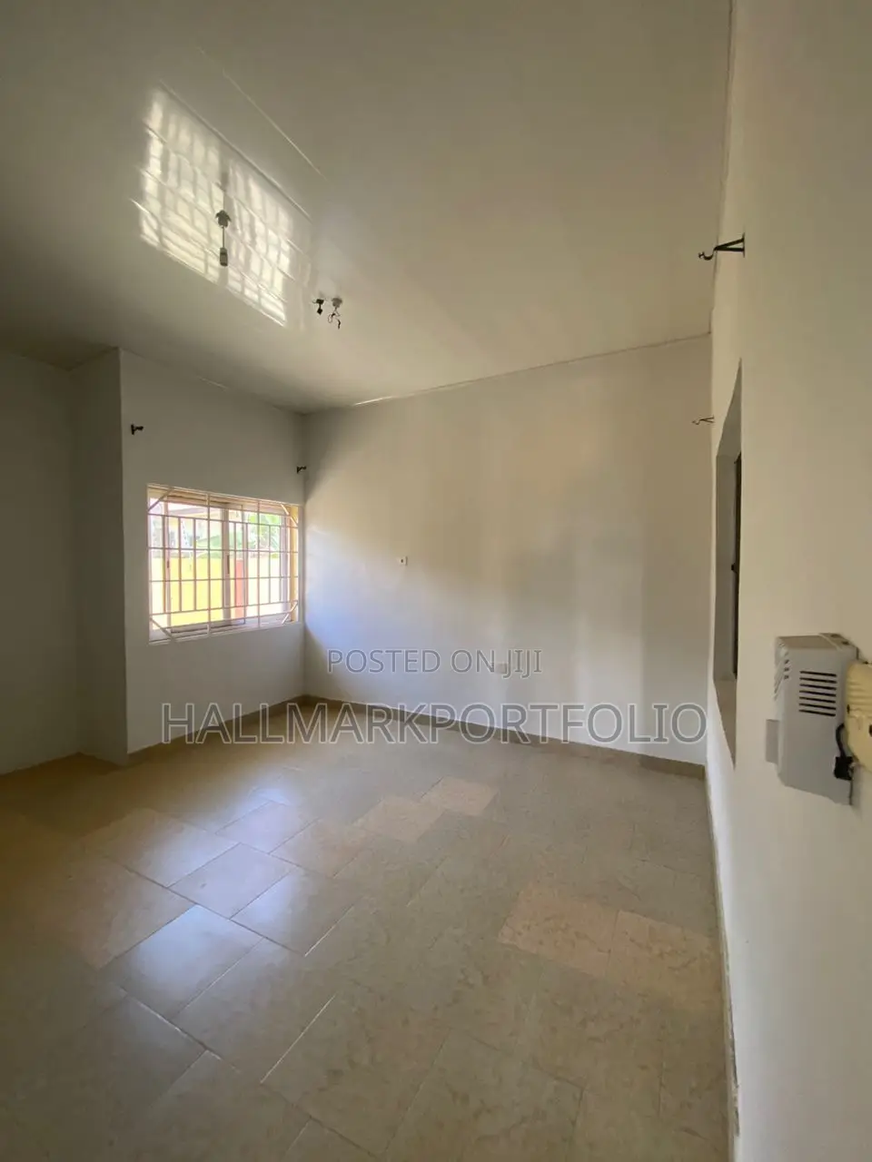 3bdrm House in Blue Rose Estate, Budumburam for sale