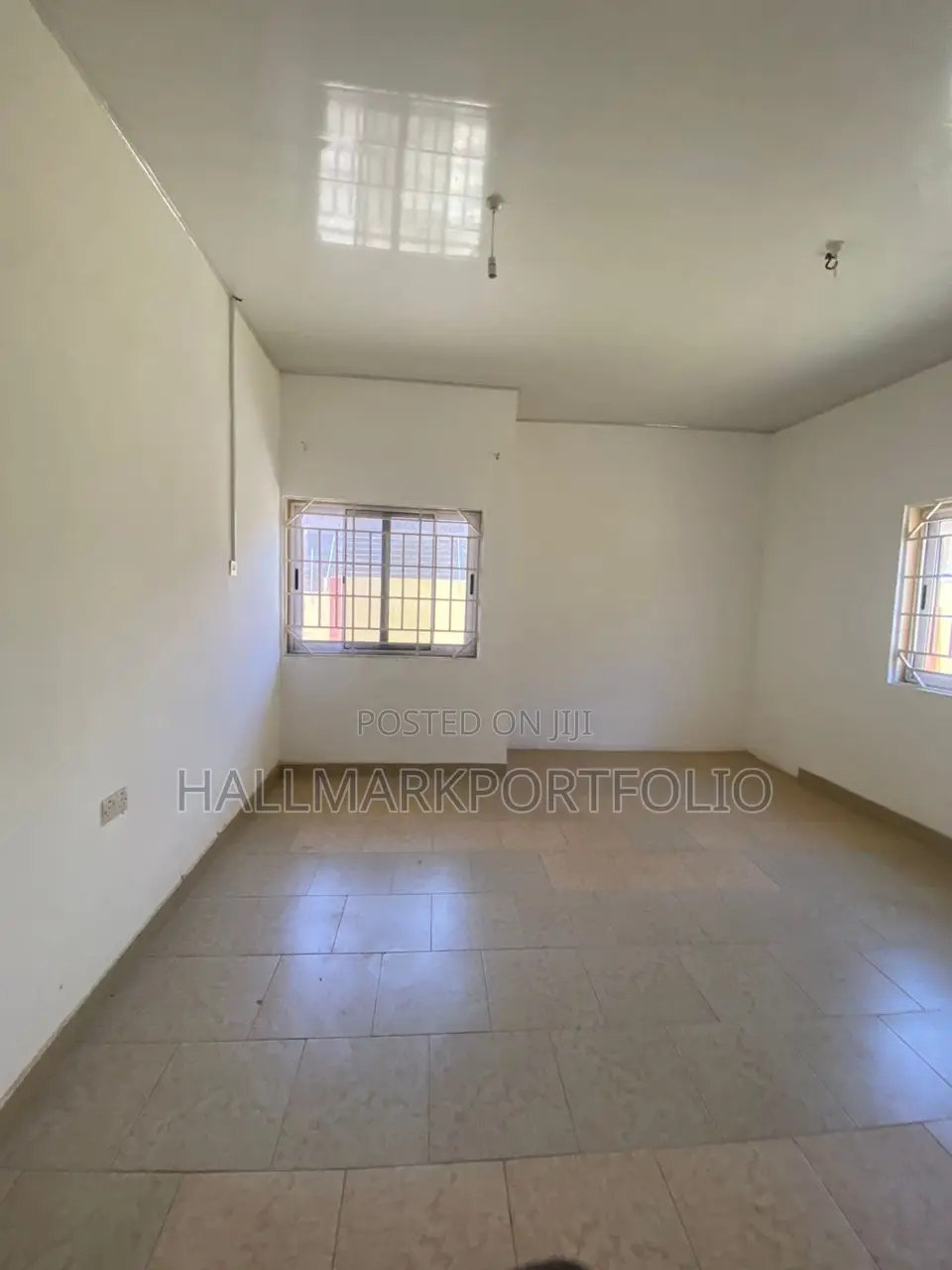 3bdrm House in Blue Rose Estate, Budumburam for sale