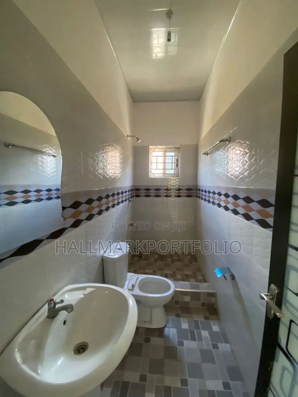 3bdrm House in Blue Rose Estate, Budumburam for sale