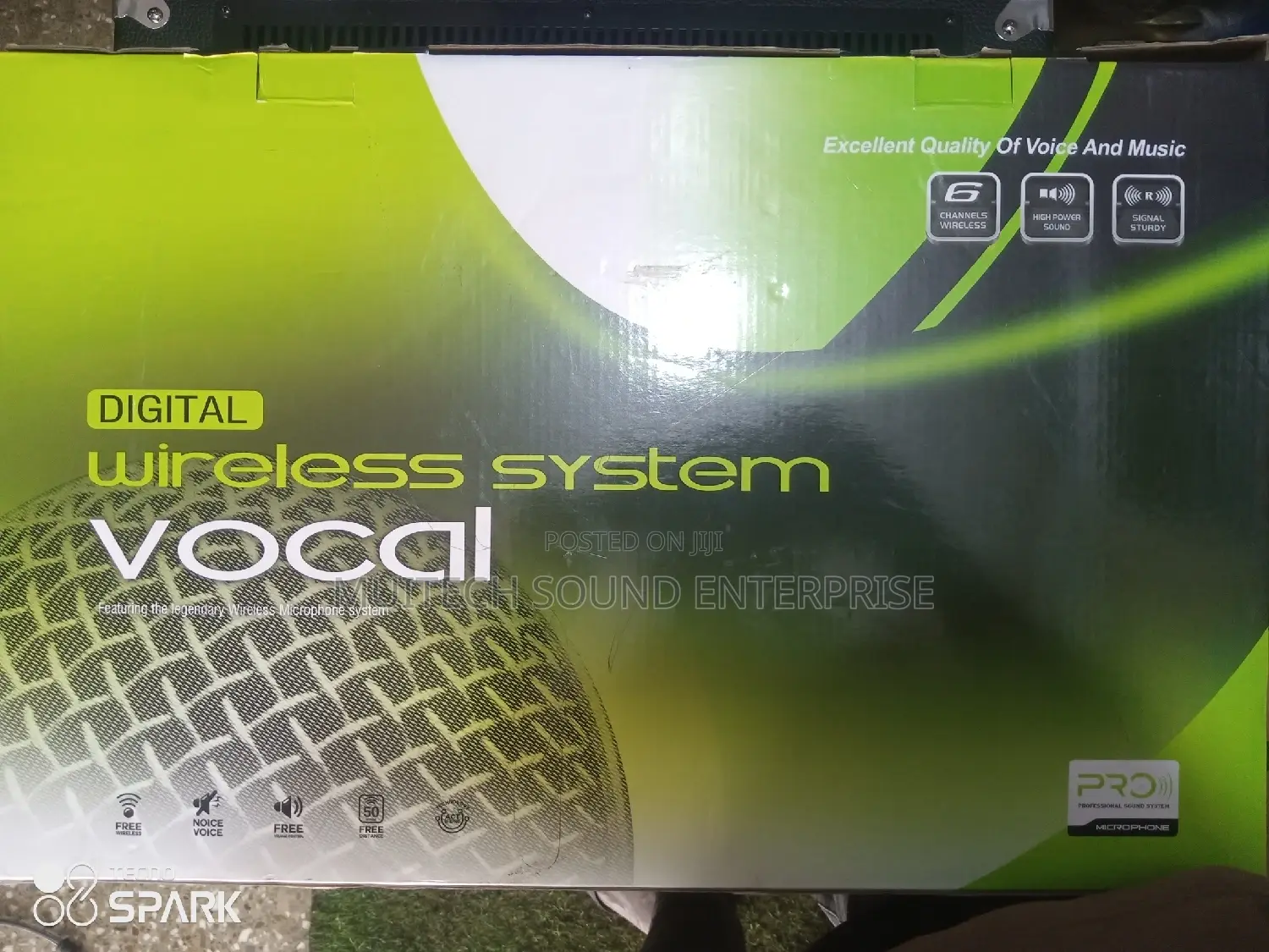 Shure 6 in 1 Wireless Microphone